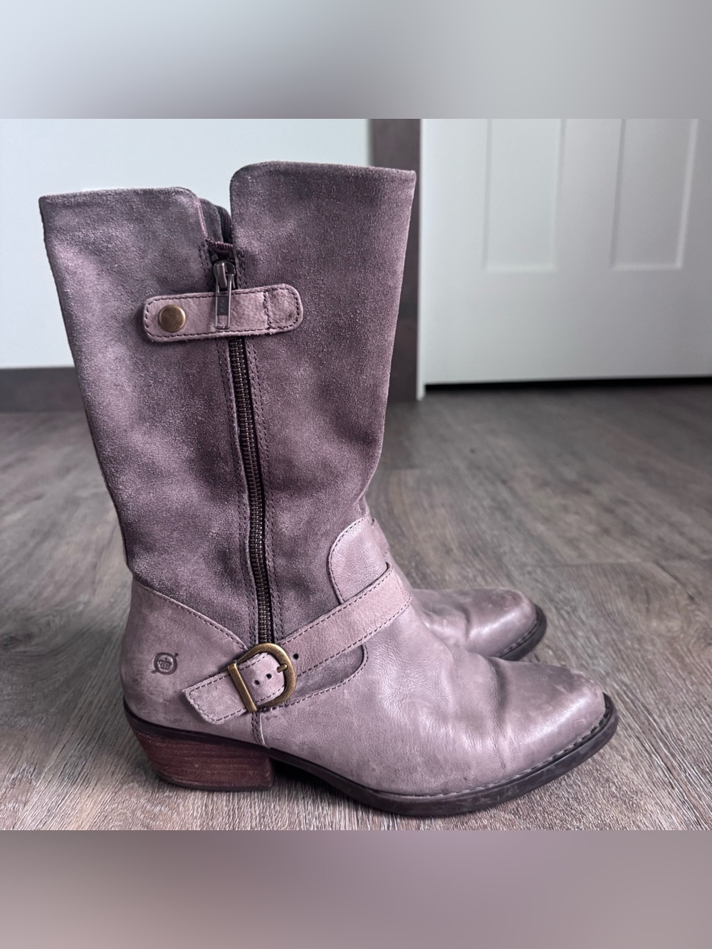 Børn Walker Gray Leather Mid-Calf Boots Women's Size 9.5 Western Rugged Chic